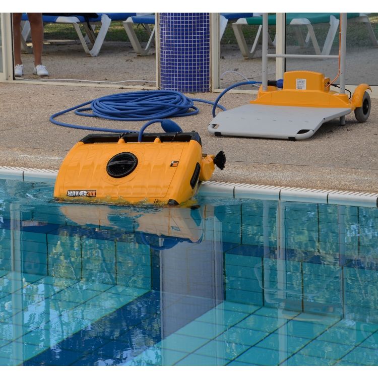 Dolphin Wave 300 XL Automatic Pool Cleaner