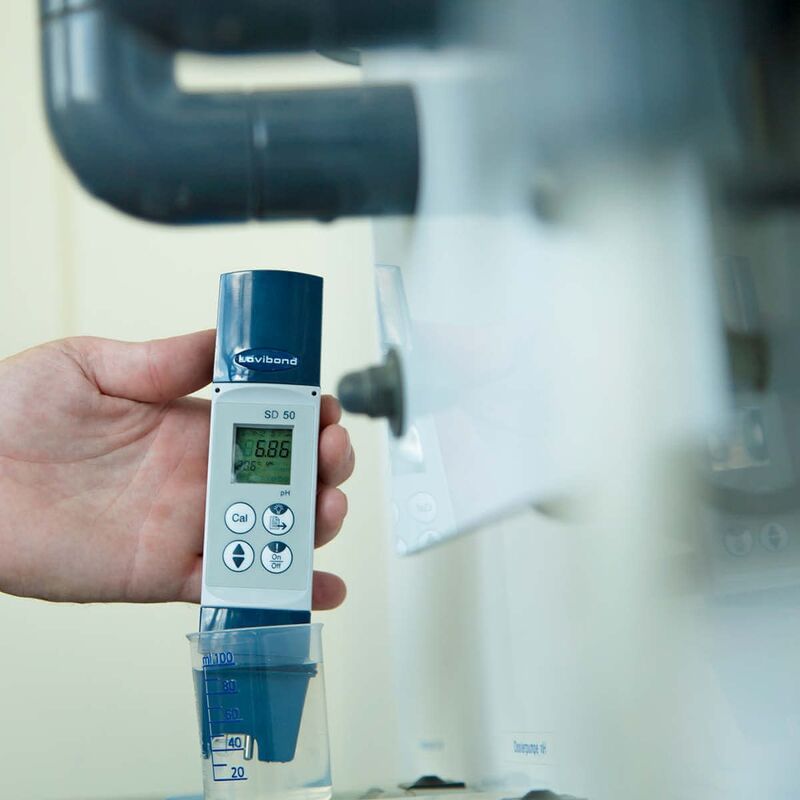 Lovibond SD70 Hand Held Meter Conductivity AC Pools